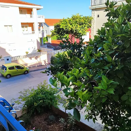 Apartment Ruza Trogir Exterior photo